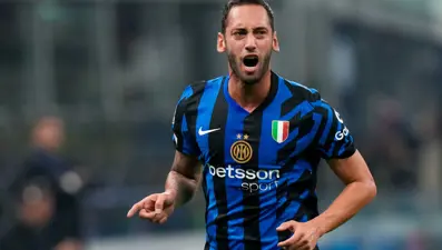 Hakan Çalhanoğlu'na Bayern Münih kancası: Bonservis rekoru kırabilir