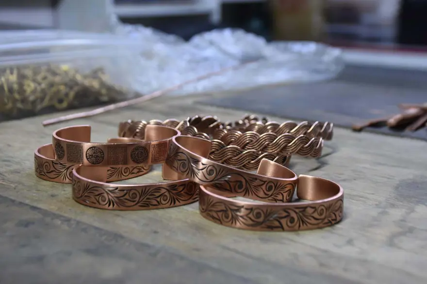 Bakırcılıkla kuyumculuğu birleştirdi: "Bu işi yapan 8-10 kişi kaldı" 1