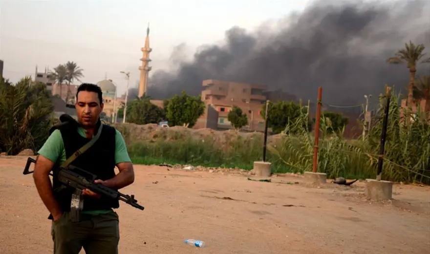 Mısır'da Kirdase şehrine operasyon 24 Mısır'da Kirdase şehrine operasyon 24