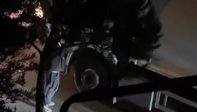 Ataşehir'de trafikte temizlik kamyonu şoförüne levyeli saldırı