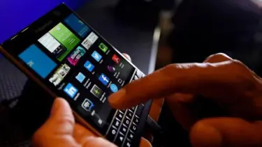 BlackBerry'ler Android'e mi geçiyor?