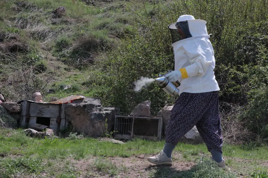 ''OTURUP ÜZÜLMEK YERİNE KENDİMİ İŞİME VERDİM'' 3