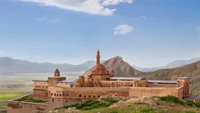 Anadolu'nun eşsiz mimari örneği: İshak Paşa Sarayı