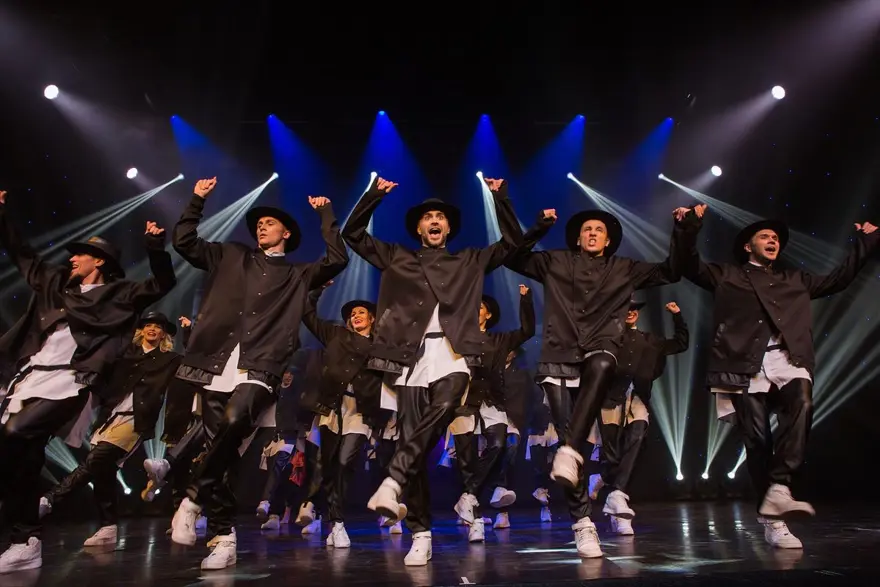 Todes Dans Topluluğu Türkiye'ye geliyor (Dansın Formula'sı) 1 Todes Dans Topluluğu Türkiye'ye geliyor (Dansın Formula'sı) 1