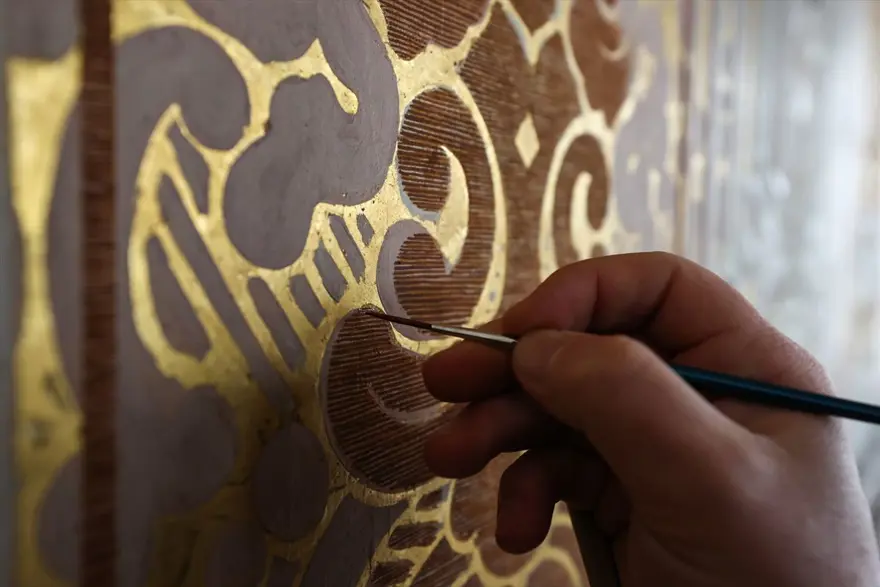 Dolmabahçe Sarayı Süfera Salonu'nun restorasyonu devam ediyor 4 Dolmabahçe Sarayı Süfera Salonu'nun restorasyonu devam ediyor 4