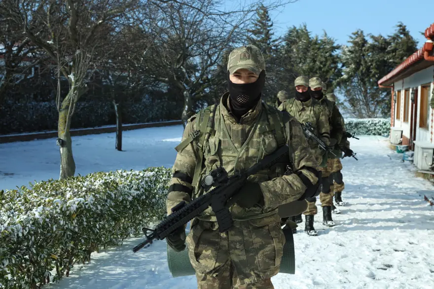 'Söz' dizisi oyuncuları askeri eğitim aldı 2 'Söz' dizisi oyuncuları askeri eğitim aldı 2