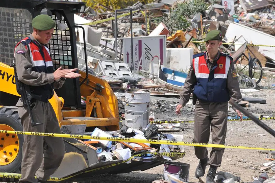 Antalya'da 'evraklar yakıldı' iddiası 2