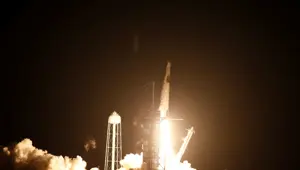 SpaceX ve NASA'dan uzaya ilk "operasyonel" mürettebatlı uçuş