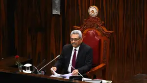 Sri Lanka'da Devlet Başkanı Rajapaksa ülkeyi terk etti