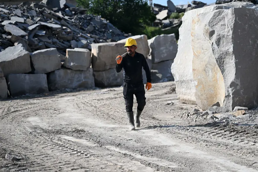 Eski milli atlet ekmeğini taştan çıkarıyor: Mesai sonrası sporcu yetiştiriyor 6