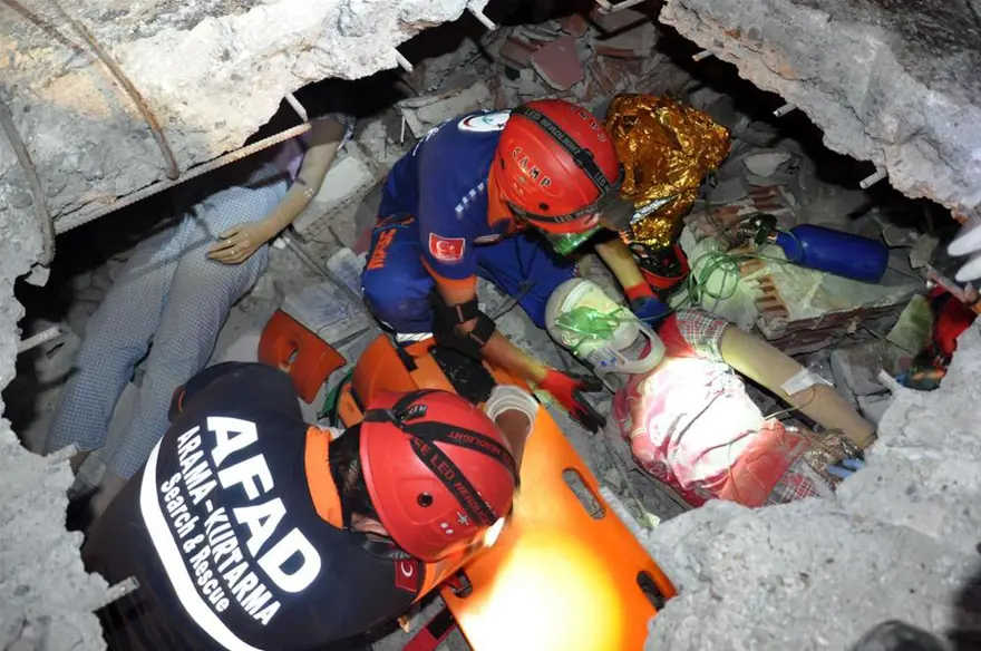 Gerçeği aratmayan deprem tatbikatı 11