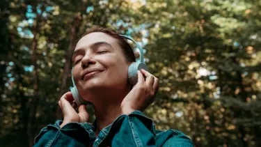 Araştırma: Müzik dinlemek demans riskini azaltabilir