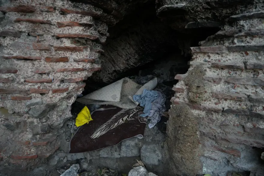 Doğu Roma döneminde geçiş kapısıydı: Bin 500 yıllık yapının son hali içler acısı 5 Doğu Roma döneminde geçiş kapısıydı: Bin 500 yıllık yapının son hali içler acısı 5