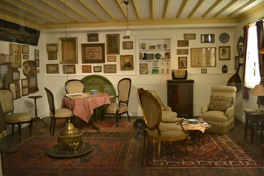 İki dünya arasında bir ressam 4 İki dünya arasında bir ressam 4