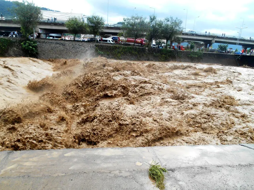 Artvin'de sel faciası: 7 kişi hayatını kaybetti 31