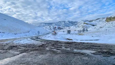 Doğu Anadolu'da dondurucu soğuklar: Kar kalınlığı 10 metreye yaklaştı!