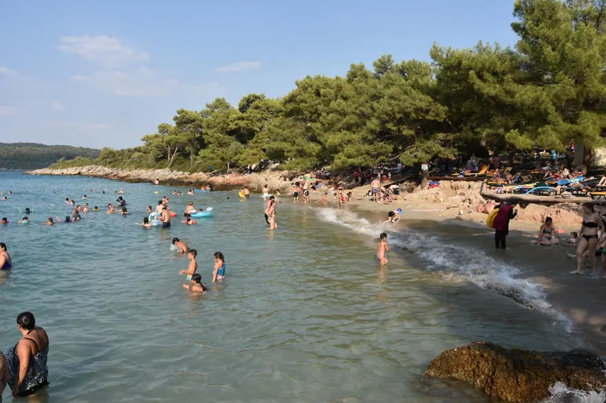 Tropik ada değil, İncekum Plajı 7