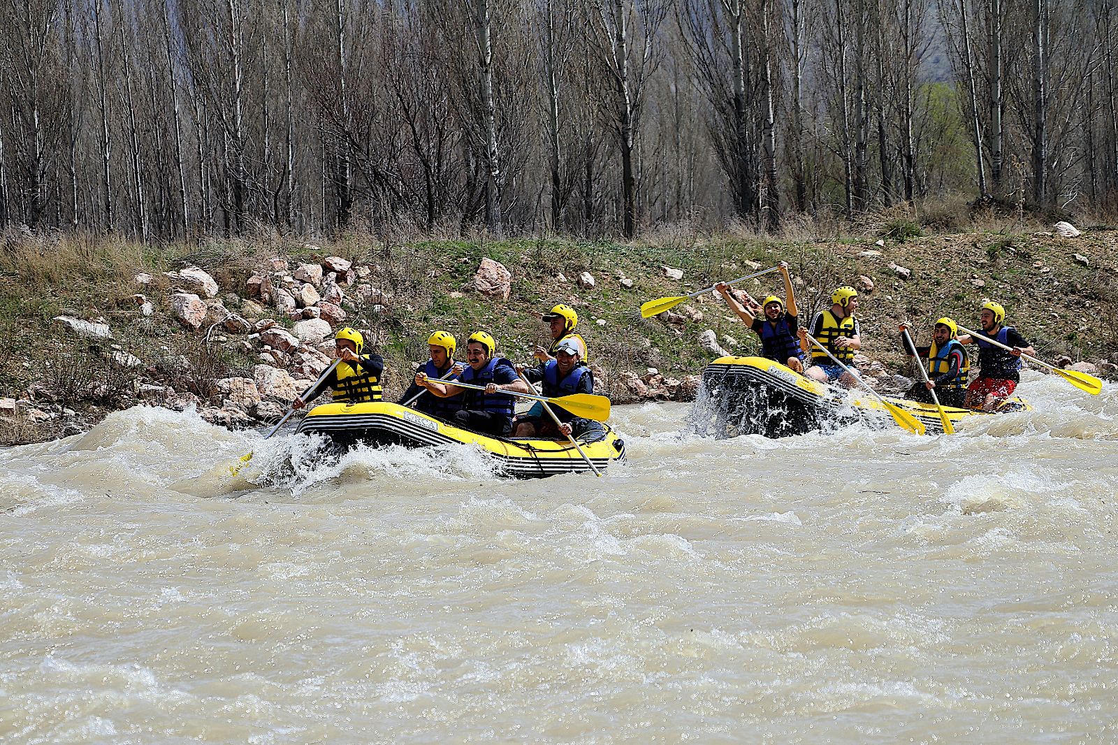 Çoruh Nehri rafting tutkunlarını ağırlıyor