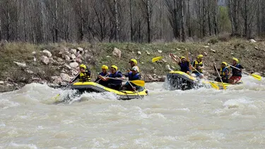 Çoruh Nehri rafting tutkunlarını ağırlıyor
