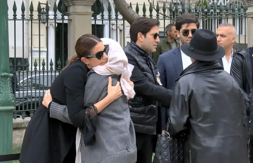 İş insanı Dilek Ertek için gıyabi cenaze namazı 3