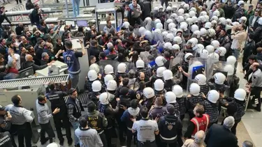 İstanbul Valiliği: İzinsiz gösterilerde 132 kişi gözaltına alındı