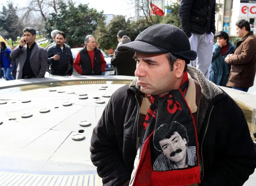 Hayranı fenalık geçirdi 8