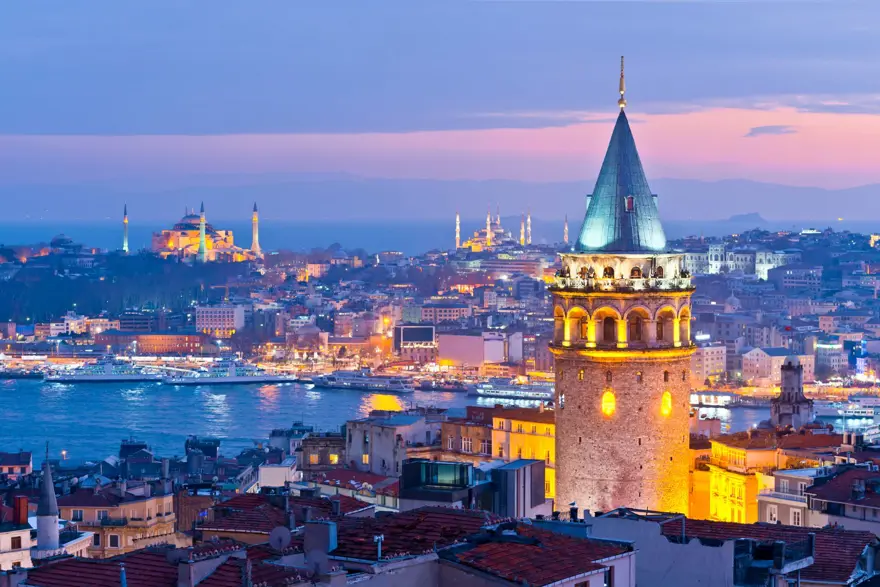 İstanbul'da en huzurlu yer Eyüpsultan, en romantik yer Kız Kulesi 