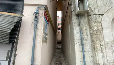 İşte İstanbul'un en dar sokağı (Genişliği sadece 89 santimetre)