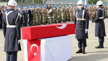 Siirt'te terör örgütü PKK'ya yönelik operasyonda şehit olan asker için tören