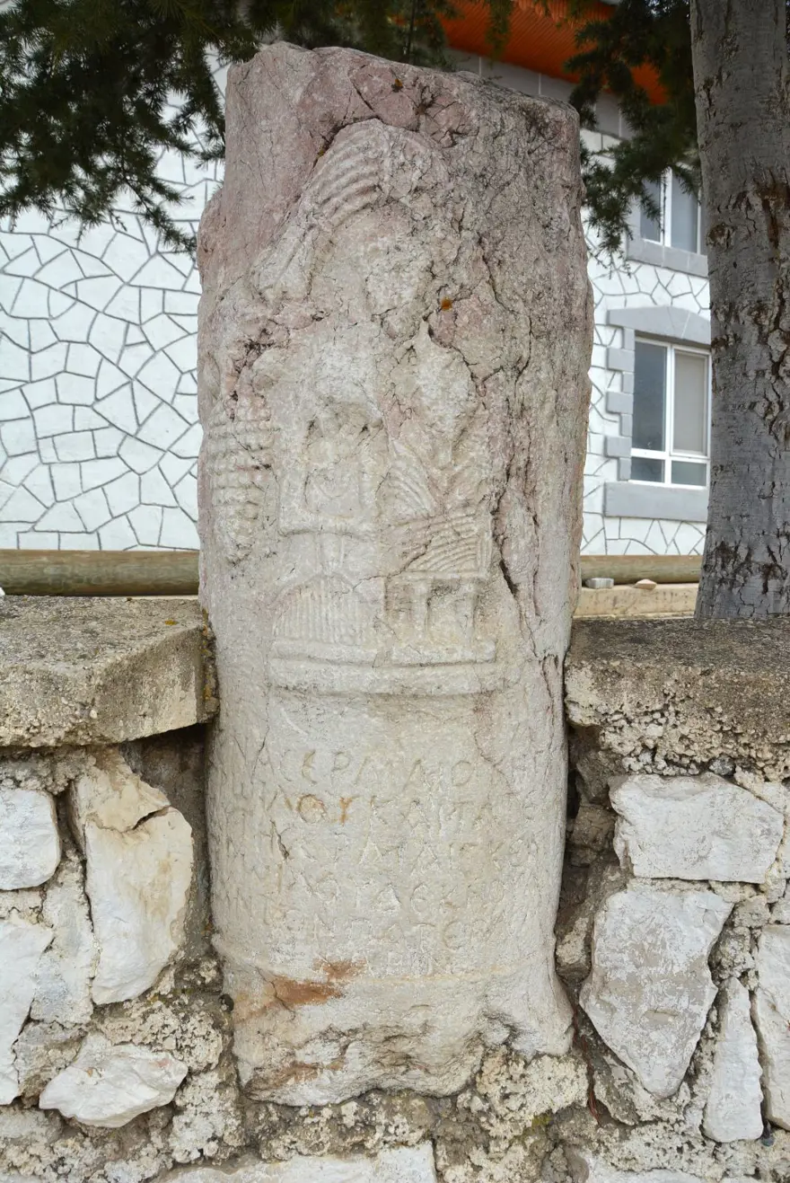 Roma duvarına yapılan plastik çeşme kaldırıldı 8