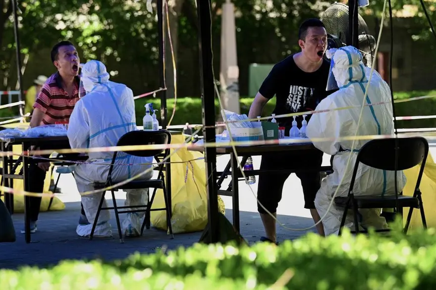 Çin'de Pekin'de Covid-19 kısıtlamaları kaldırılırken, Şanghay'da endişe duyuluyor Çin'de Pekin'de Covid-19 kısıtlamaları kaldırılırken, Şanghay'da endişe duyuluyor