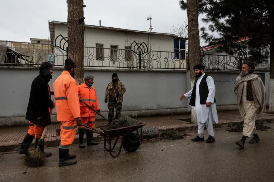 Taliban’ın en ünlü keskin nişancısı Afganistan’da belediye başkanı oldu 4