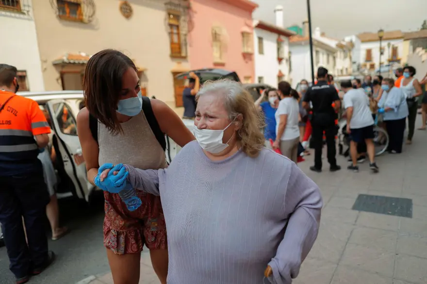 BÜYÜK ORMAN YANGINLARININ SAYISI ARTTI 9