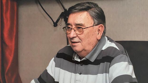 Bülend Özveren kimdir? Sunucu Bülend Özveren kaç yaşında ve neden öldü?