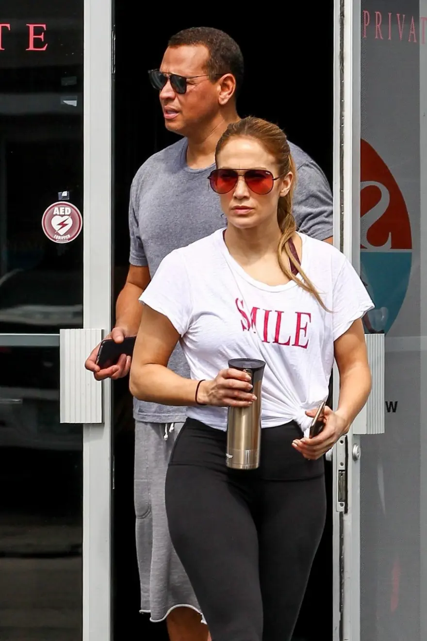 Jennifer Lopez ter içinde (Ünlülerin spor stilleri) 46