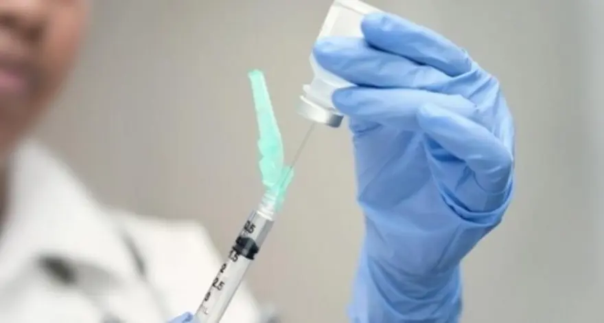 Uğur Şahin uyardı: Omicron'un aşılardan kaçabilen yeni bir alt türü çıkabilir 4 Uğur Şahin uyardı: Omicron'un aşılardan kaçabilen yeni bir alt türü çıkabilir 4