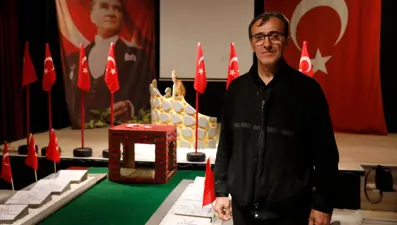 Çanakkale Şehitliği'nin maketini yaptı: Daha önce hiç gidip görmedi