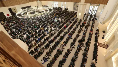 11 Nisan cuma namazı saatleri: Cuma namazı saat kaçta kılınacak?