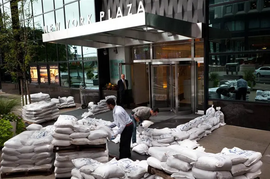New York yara sarıyor 45 New York yara sarıyor 45