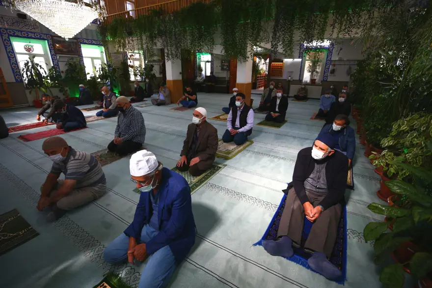 Botanik bahçesi değil cami 5