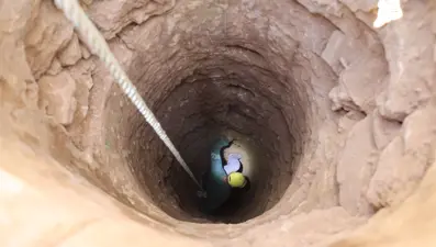 Humus ve Lazkiye'de gizlenmiş silah deposu bulundu