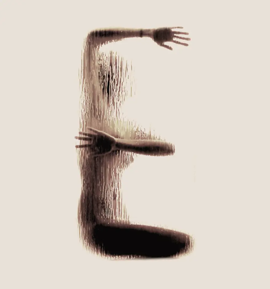 E 4