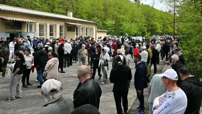 Fransa'da Müslüman genç camide öldürüldü: Başbakandan sert tepki