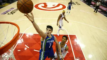 Ersan İlyasovalı Hawks evinde kaybetti