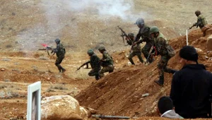 Kamışlı'da Suriye ordusu ile YPG çatışıyor Kamışlı'da Suriye ordusu ile YPG çatışıyor