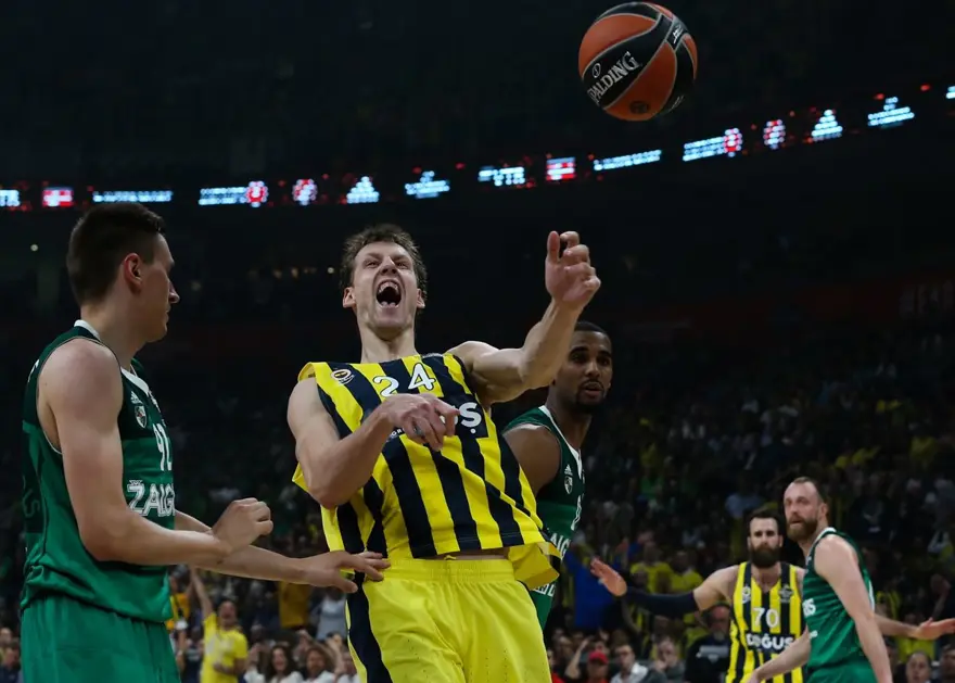 Fenerbahçe Doğuş finalde (Fenerbahçe Doğuş-Real Madrid) 4