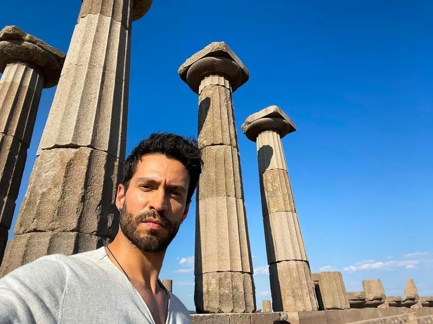 EKİN KOÇ MÜZİKLE DE İLGİLENİYOR 5