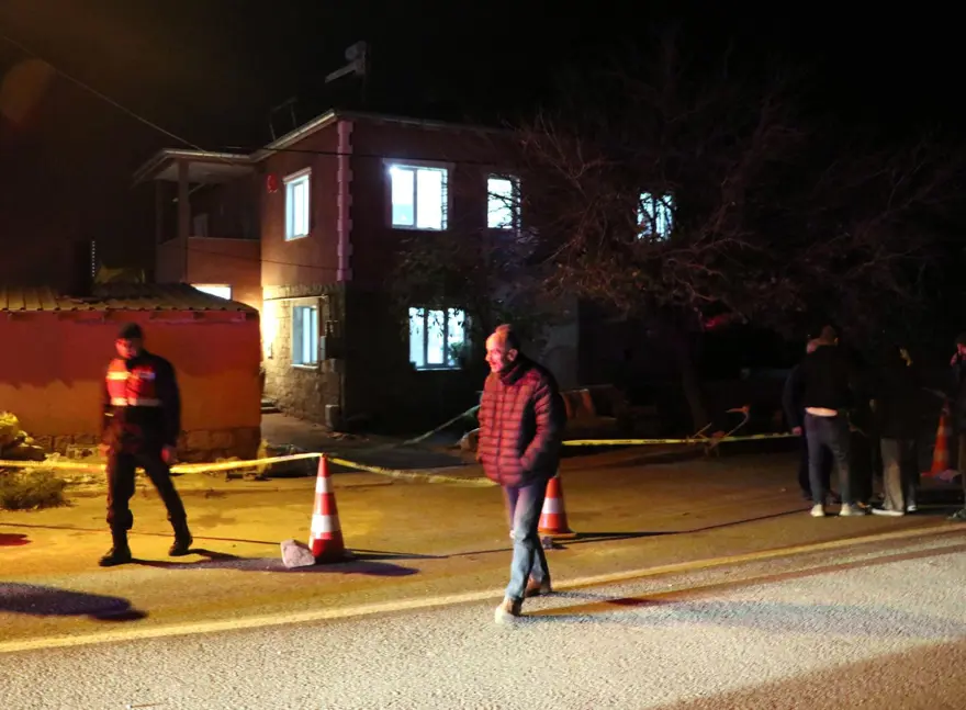 EVDE KAN İZLERİ BULUNDU 2