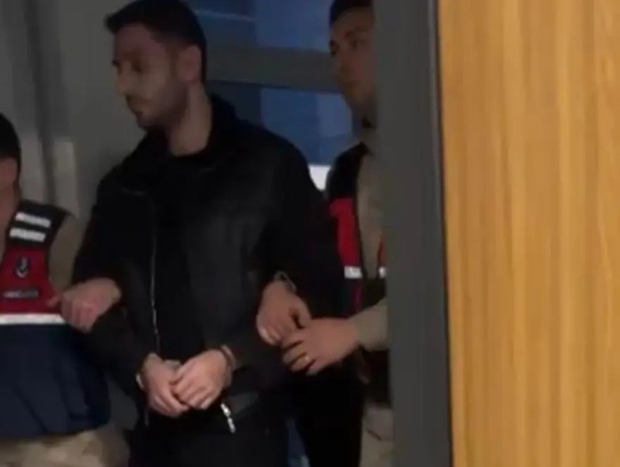 Gülistan Doku soruşturması. Tutuklanan eski valinin oğlunun silahlı ve koruma kıyafetli fotoğrafı ortaya çıktı 2