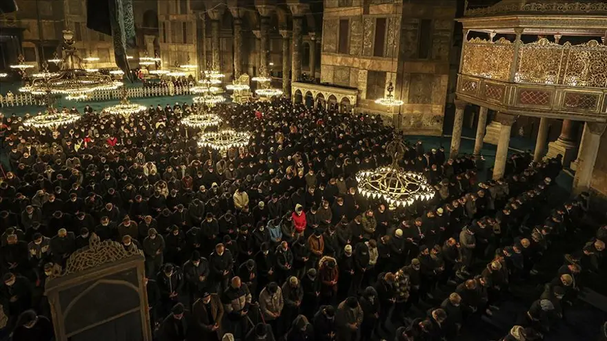 Regaip ne demek? Regaip Kandili ne zaman? Regaip Kandili'nin anlam ve önemi 1